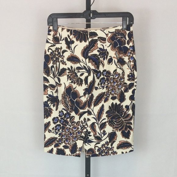 Ann Taylor Floral Print Skirt - Picture 2 of 2